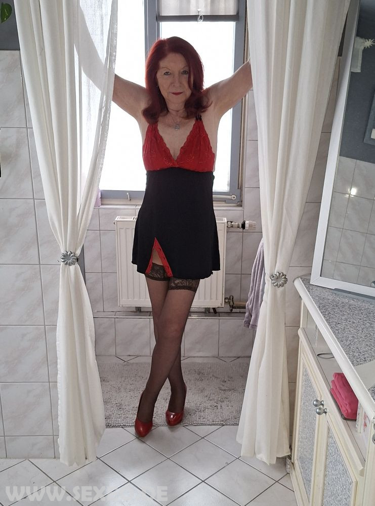 reife-Alexandra-aus-Frankfurt-_1790081739140