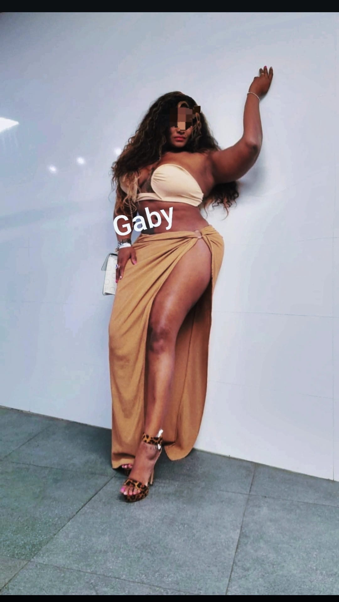 Gaby_1785143890373